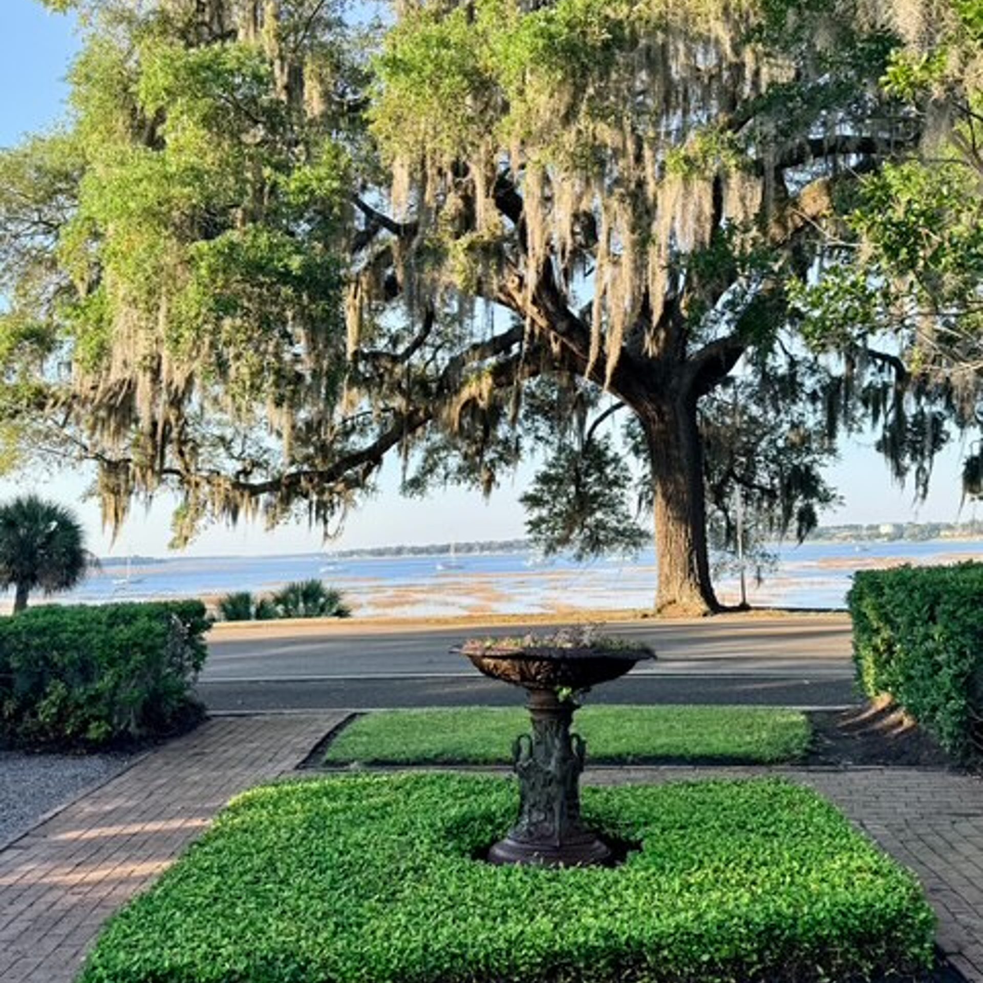 Where Beaufort Comes to Eat